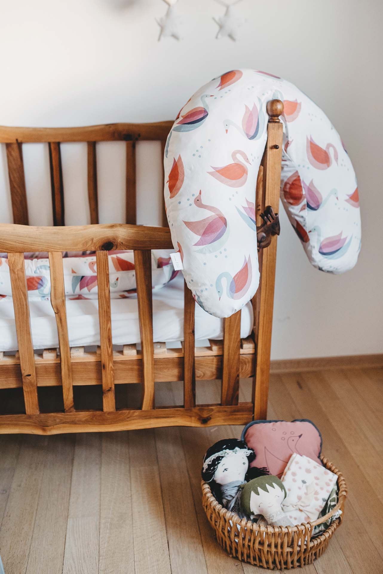 Baobaby - Jastuk za dojenje od organskog pamuka - Swan Lake