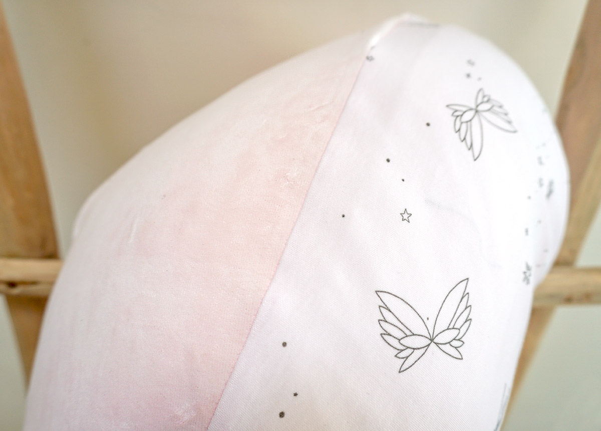 PRESVLAKA za jastuk za dojenje,